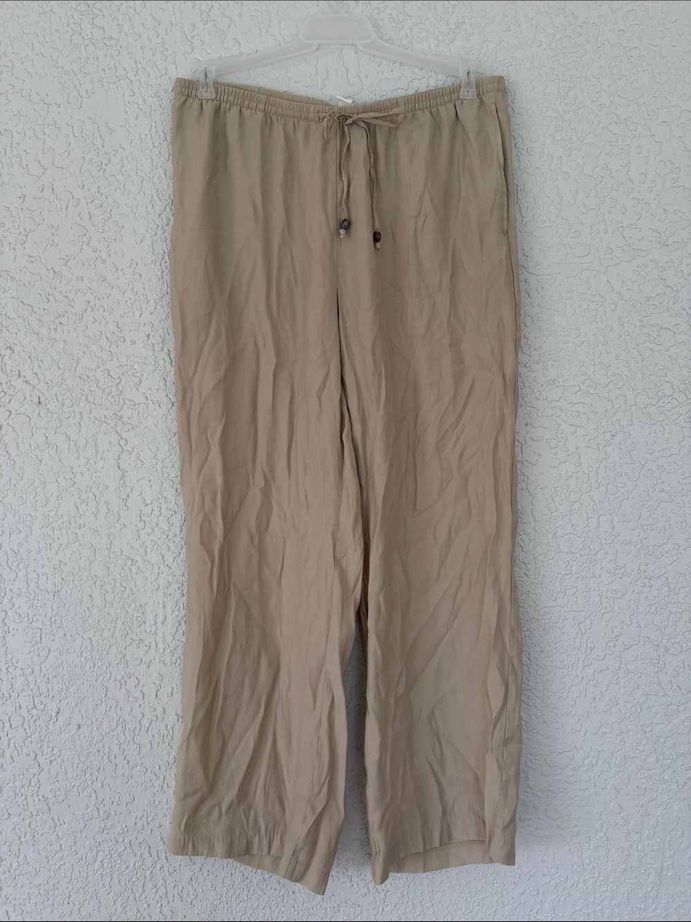 H&M Lightweight Drawstring Pants in Beige size L